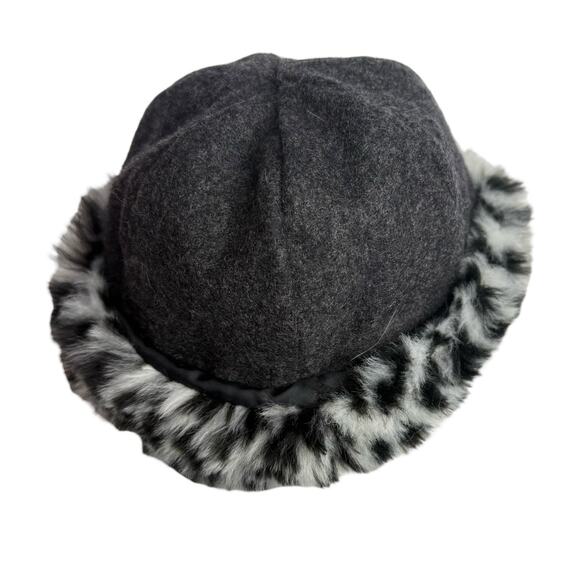 American Girl Doll Nellie Holiday Coat Woolen Hat Faux Fur Animal Print Cape Box - Picture 8 of 9